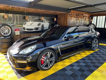  Voir détails -Porsche Panamera turbo 4 limousine à  La Baule-Escoublac (44)