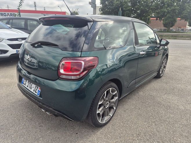 Citroen DS3 (2) 1.2 PURETECH 130 BLACK LEZARD BV6 Vert fonc de 2017