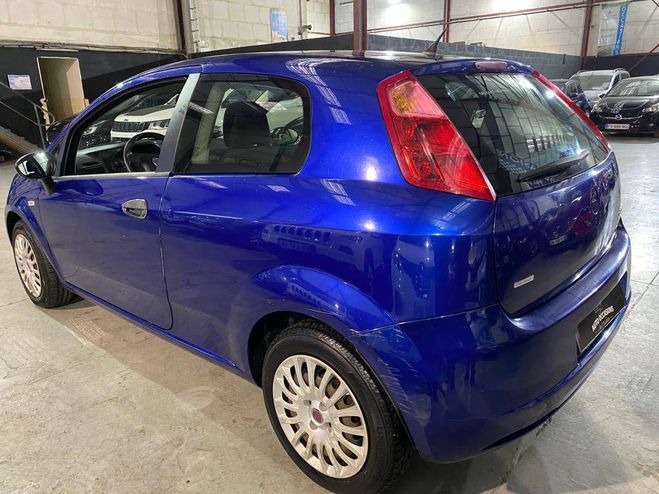 Fiat  Grande Punto  1.2 8v 65ch Dynamic 3p BLEU CLAIR de 2009