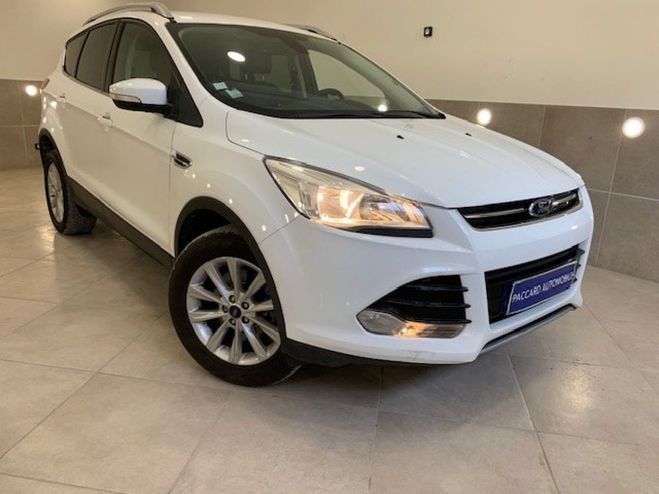 Ford Kuga 2.0 tdci 120cv titanium Blanc de 2015