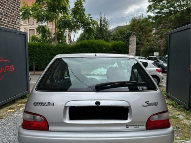 Citroen Saxo Citron 1,1i Gris de 2001