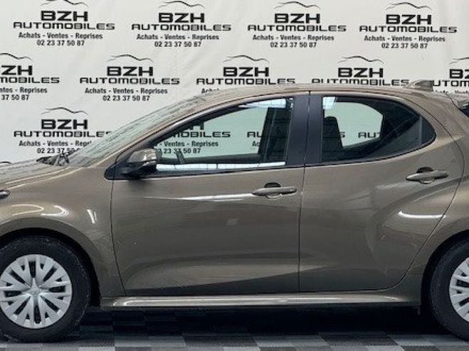 Toyota Yaris 116H DYNAMIC 5P * PREMIRE MAIN / GARANT Sable de 2022