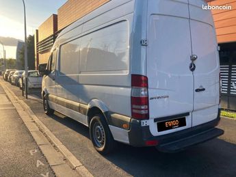  Voir détails -Mercedes Sprinter Mercedes VU FOURGON 2.2 214 CDI 145 32 3 à Clamart (92)