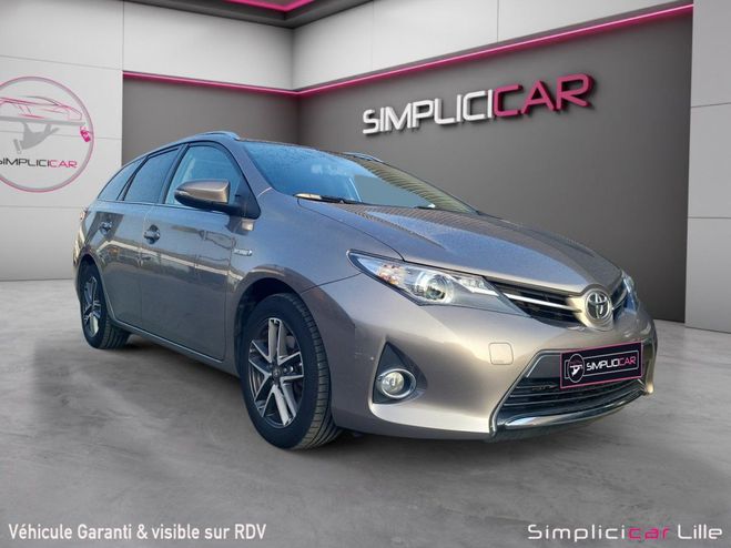 Toyota Auris Hybride 136 ch / Garantie constructeur 1 Beige de 2014