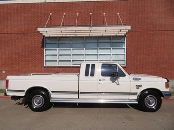  Voir détails -Ford F250 F LARIAT DIESEL à  Le Havre (76)
