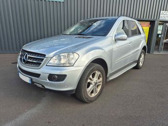  Voir détails -Mercedes Classe ML M W164 3.0 320 CDI 4-matic 4x4 (224Ch) A à Saint-Diry (63)