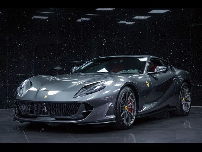 Ferrari 812 Superfast 6.5 V12 800ch  de 2018