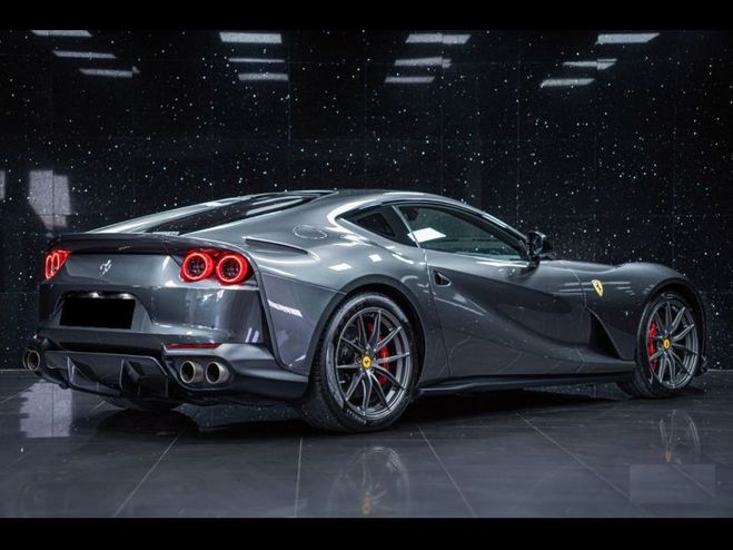 Ferrari 812 Superfast 6.5 V12 800ch  de 2018