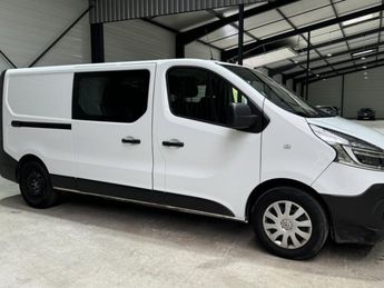  Voir détails -Renault Trafic CA L2H1 1200 KG DCI 95CV BVM6 GRAND CONF à Chaumergy (39)