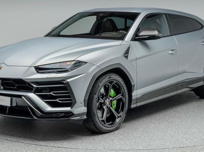 Lamborghini Urus Gris matte PACK Carbone INT/EXT //5 plac  de 2020