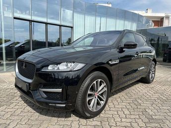  Voir détails -Jaguar F Pace F 25d R-Sport AWD|Meridian|Panorama à Montfermeil (93)
