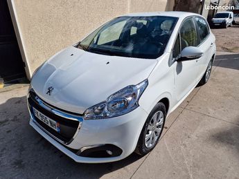  Voir détails -Peugeot 208 1.5 bluehdi 100ch s&s business 89000km 5 à Argenteuil (95)