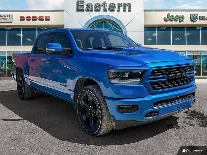 Dodge Ram sport night 12p 5.7l 4x4 tout compris ho Bleu de 2022