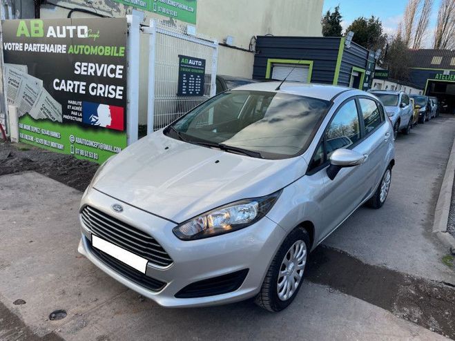 Ford Fiesta  1.5 TDCI 75CH FAP TREND 5P  de 2014