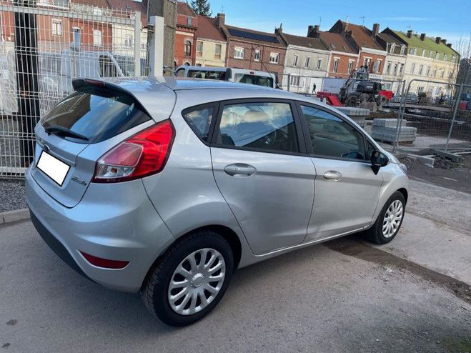 Ford Fiesta  1.5 TDCI 75CH FAP TREND 5P  de 2014