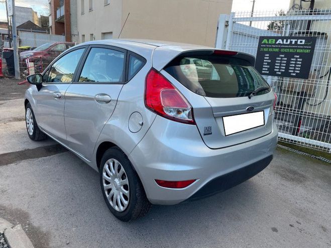 Ford Fiesta  1.5 TDCI 75CH FAP TREND 5P  de 2014