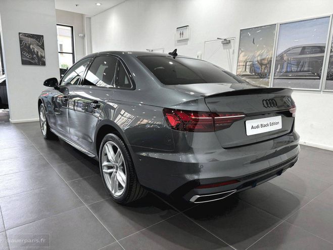 Audi A4 35 TFSI 150 S tronic 7 Competition Gris de 2024