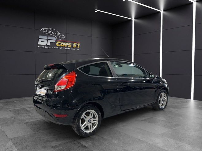 Ford Fiesta 1.0 ecoboost 100 cv titanium Noir de 2015