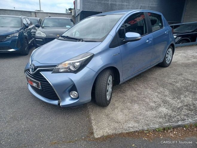 Toyota Yaris 3 Phase 2 1.5 Hybrid 100h E-CVT - FAIBLE Bleu de 2016