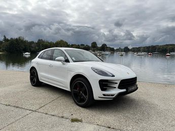  Voir détails -Porsche Macan Turbo 3.6 V6 400 PDK à Nantes (44)