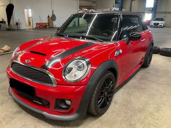  Voir détails -Mini Cabrio JOHN COOPER WORKS 211CH à Rez (44)