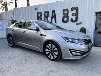  Voir détails -Kia Optima 1.7 CRDI - 136 - BVA BERLINE Premium Nav à  Le Muy (83)