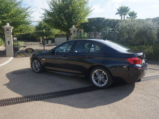 BMW Serie 5 520D 190 XDRIVE SPORT BVA8 Bleu Marine de 2014