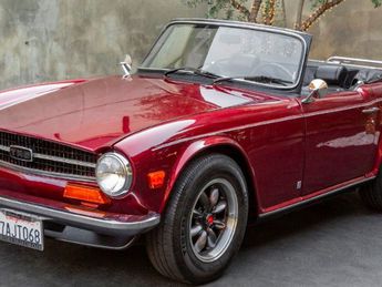  Voir détails -Triumph TR6 CABRIOLET à  Le Havre (76)
