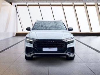  Voir détails -Audi Q8 55 TFSI e quattro S-LINE à Montfermeil (93)
