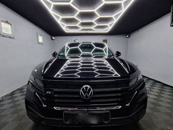  Voir détails -Volkswagen Touareg 3.0 TDI R-LINE 4M à Montfermeil (93)