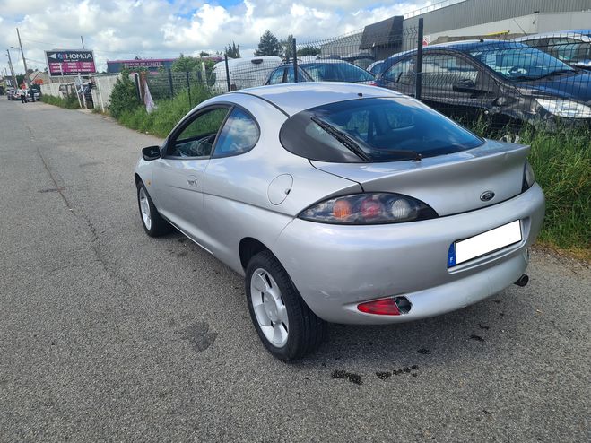 Ford Puma 1.4  EN ETAT  OU POUR PIECE Gris clair de 1998