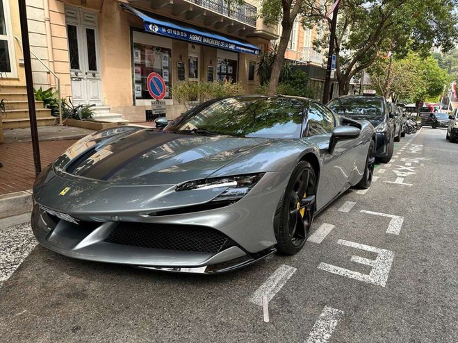 Ferrari SF90 Stradale 4.0 V8 780 ch PHEV Gris de 2022