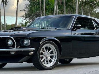  Voir détails -Ford Mustang FASTBACK V8 351 à  Le Havre (76)