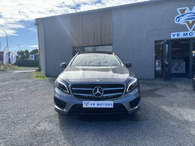 Mercedes Classe GLA 250 Fascination PACK AMG 7G-DCT *TBE/Sui GRIS de 2016