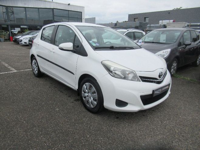 Toyota Yaris 100 VVT-i Dynamic Clim regulateur 5 port Blanche de 2012