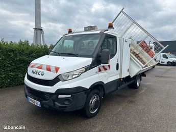  Voir détails -Iveco Daily tribenne coffre 35c15 à   La Boisse (01)