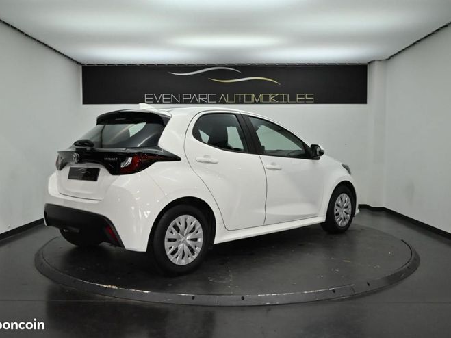 Toyota Yaris HYBRIDE MY22 116h Dynamic Business 5P Blanc de 2022