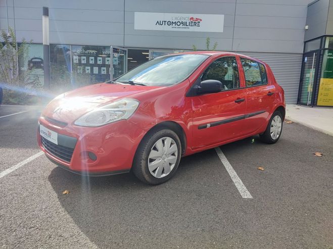 Renault Clio 1.2 16v 75ch Authentique Rouge de 2010