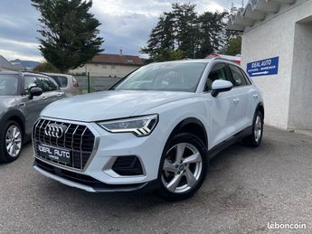  Voir détails -Audi Q3 35 TDI 150ch Design Luxe S tronic 7 à Saint-Martin-d'Hres (38)