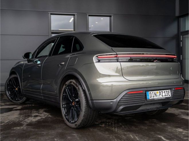 Porsche Macan Porsche Macan 4 Matrix BOSE 22 gris de 2000