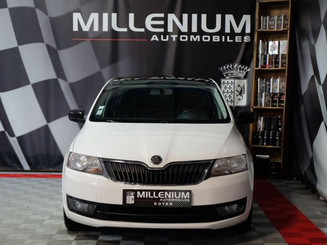 Skoda Rapid Spaceback 1.6 TDI 105CH CR FAP GREENTEC  Blanc de 2014