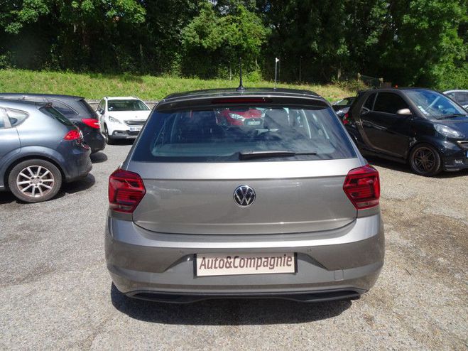 Volkswagen Polo 1.0 TSI 95CH CARAT DSG7 EURO6D-T GRIS F de 2021