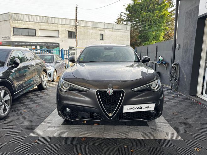 Alfa romeo Stelvio 2.2 150 ch AT8 Super Gris de 2017