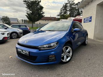  Voir détails -Volkswagen Scirocco 2.0 TDi 150ch BlueMotion Technology Spor à Saint-Martin-d'Hres (38)