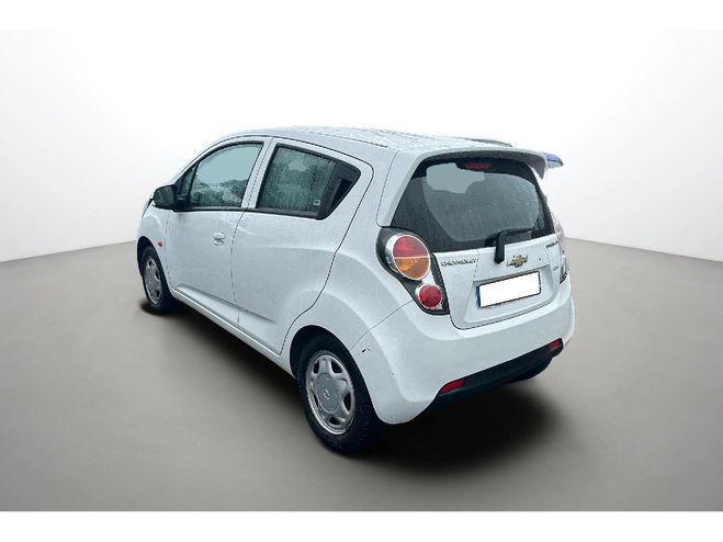 Chevrolet Spark 1.0 16V - 68 GPL LS Blanche de 2011