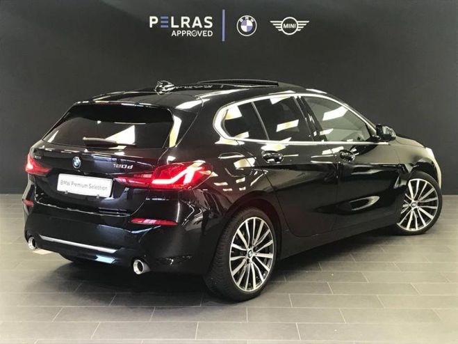 BMW Serie 1 120dA xDrive 190ch Luxury Saphirschwarz Mtallis de 2019