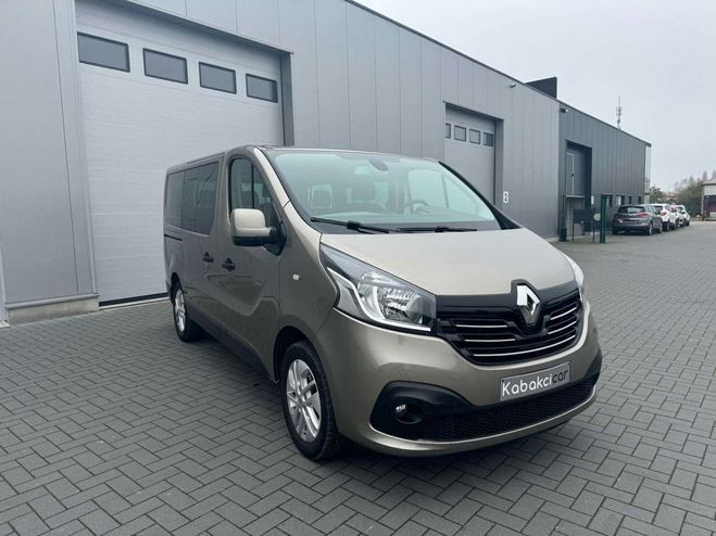 Renault Trafic Passenger 1.6 dCi Energy Twin Turbo Luxe Beige M�tallis� de 