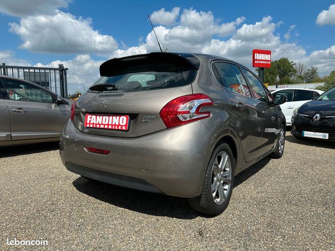 Peugeot 208 1.6 Hdi 92Ch Allure 5P Beige de 2014