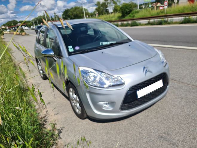 Citroen C3 II 1.4 COLLECTION  5 CV 75  Gris clair de 2012