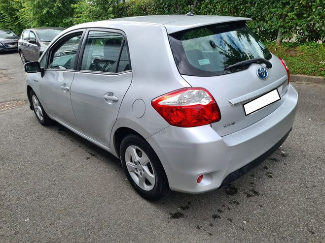 Toyota Auris hsd hybride  BOITE AUTOMATIQUE7500 Gris de 2012